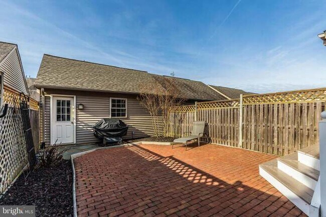 Building Photo - 2439 Rippling Brook Rd