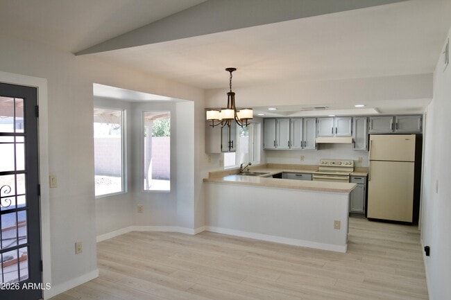 Building Photo - 16801 N 45th Pl