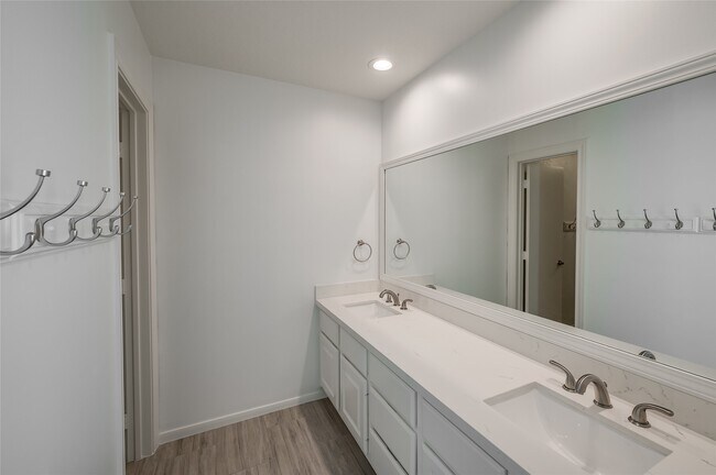 Building Photo - 5527 Fragrant Cloud Ct