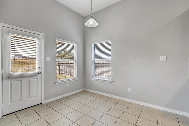 Building Photo - 31723 Regal Park Ct