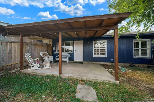 Building Photo - 6519 Spring Manor St