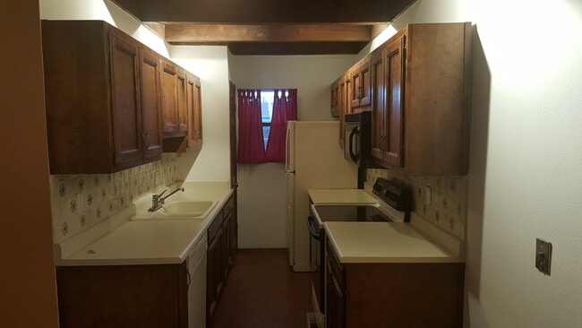 Building Photo - Townhouse Sandia Heights