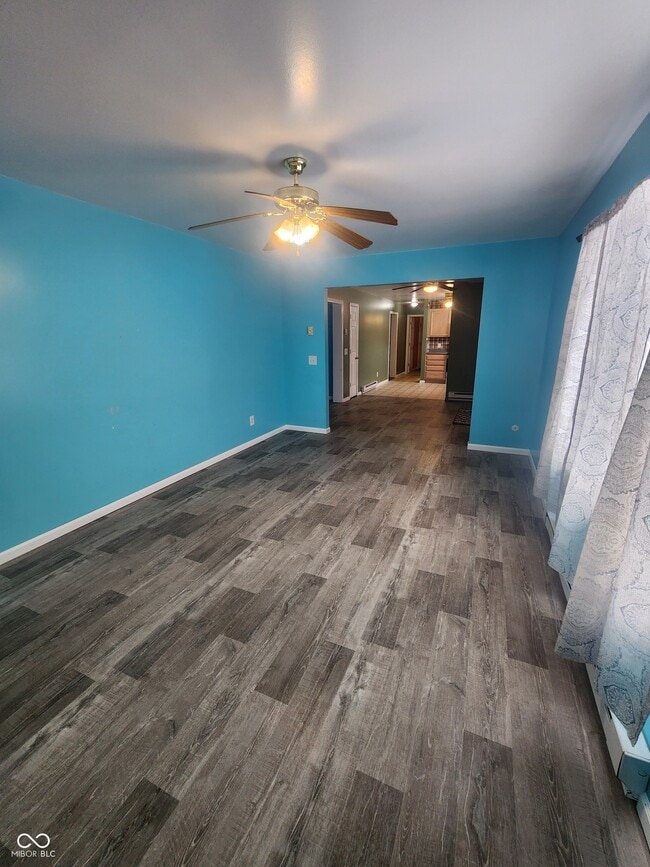 Building Photo - 9010-9020 IN-3