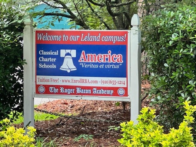 Building Photo - Old Maco Road