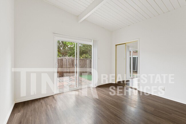 Building Photo - 1630 Cindy Cir
