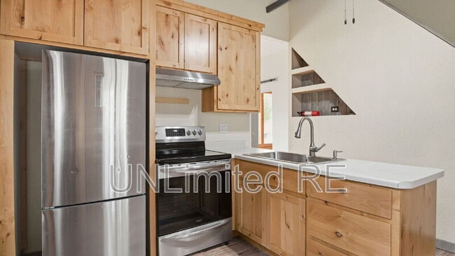 Building Photo - 4553 S Lake Mary Rd