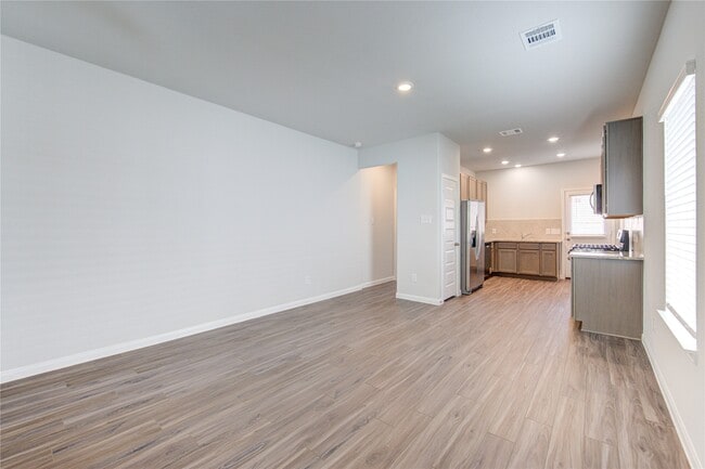 Building Photo - 13321 Burbot Dr