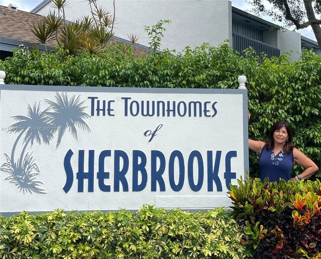 Building Photo - 1422 Amanda St