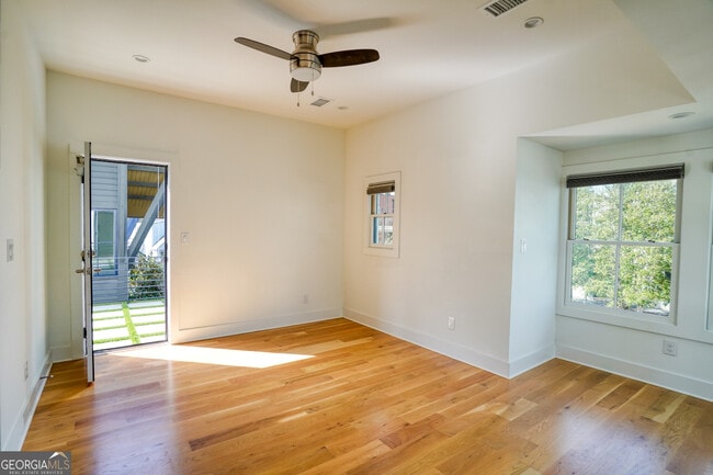 Building Photo - 157 Ravenhurst Ln
