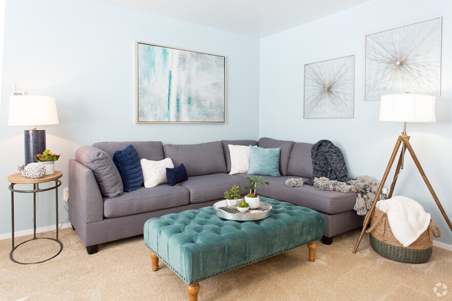 2BR, 1.5BA - Mariners Green Apartments