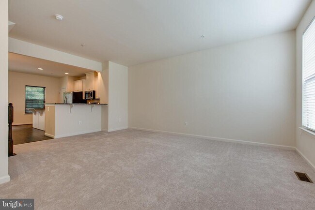 Building Photo - 7231 Winding Hills Dr