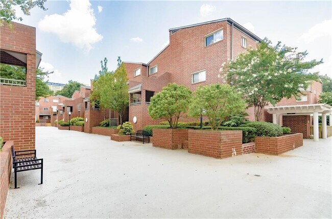 Building Photo - 375 Ralph McGill Blvd NE