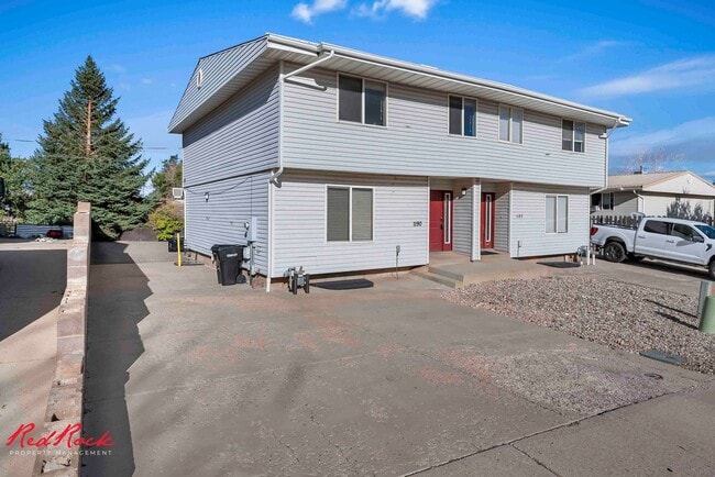 Building Photo - 1190 Pinecone Dr