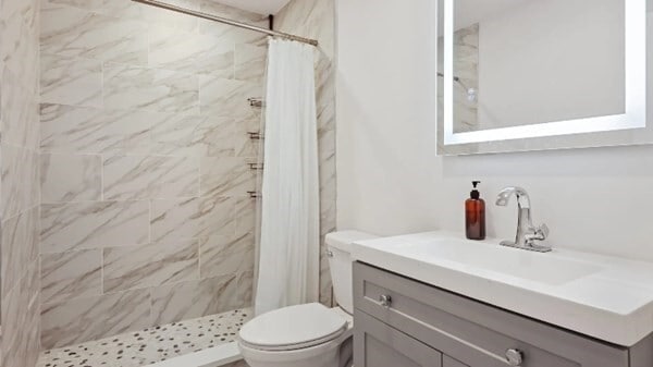 Building Photo - 19 Sudan St