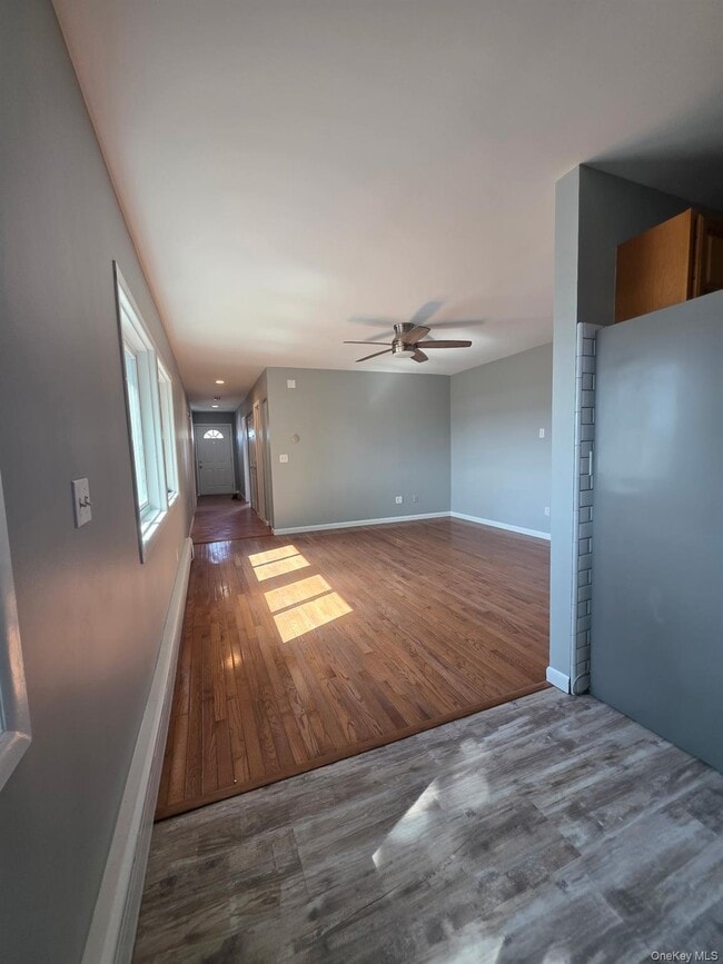 Building Photo - 96 Main St