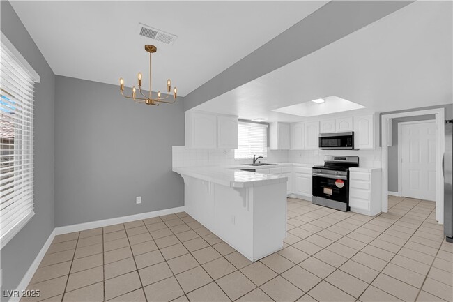 Building Photo - 5608 Cory Pl