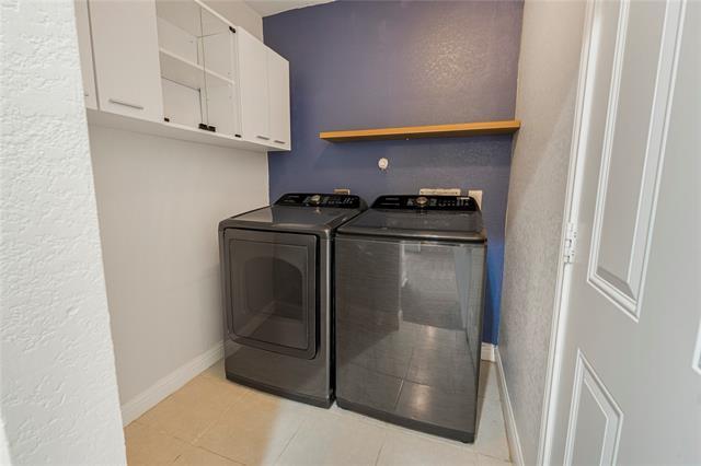 Building Photo - 3042 Amber Ln