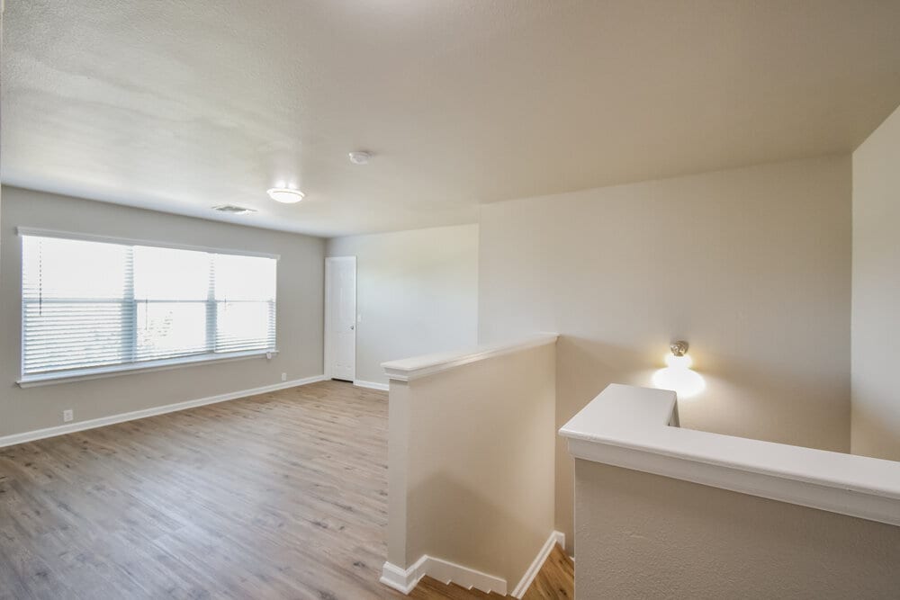 Building Photo - 10943 Palomino Bluff
