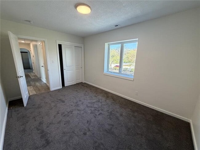 Building Photo - 775 Freeport Rd