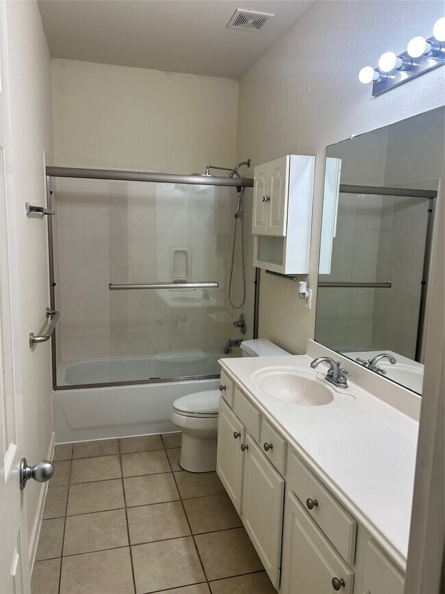 Building Photo - 5218 Meadow Canyon Dr