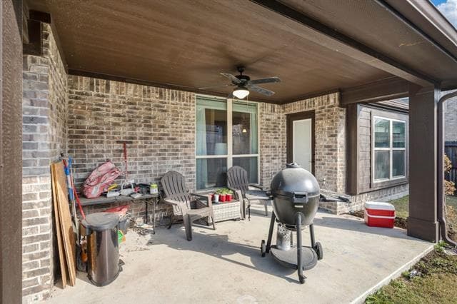 Building Photo - 335 Bluewood Dr