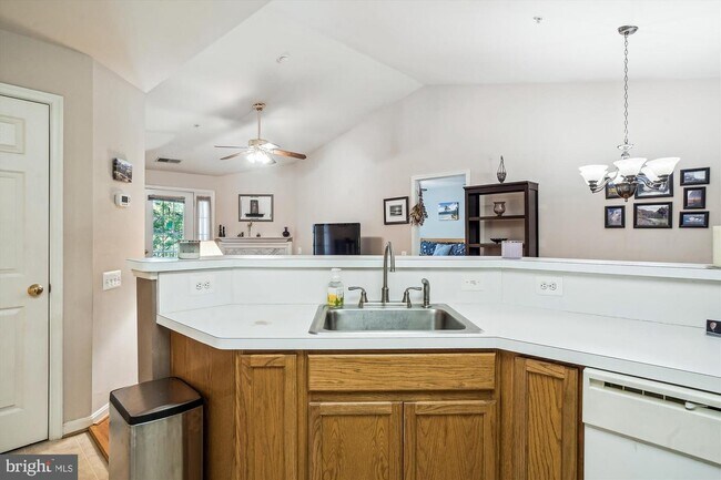 Building Photo - 18809 Sparkling Water Dr
