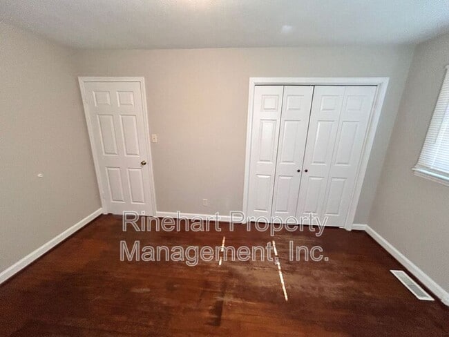 Building Photo - 2326 Marett Blvd