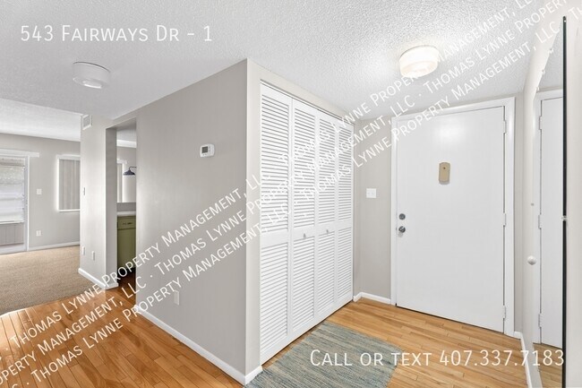 Building Photo - 543 Fairways Dr