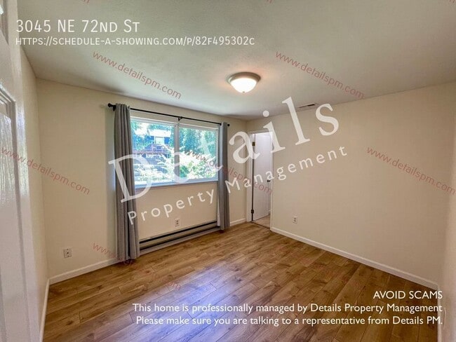 Building Photo - 3045 NE 72nd St