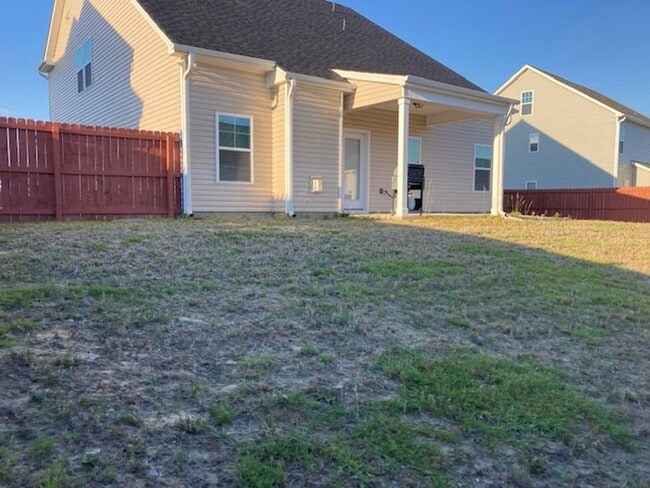 Building Photo - Bedford-Highlands