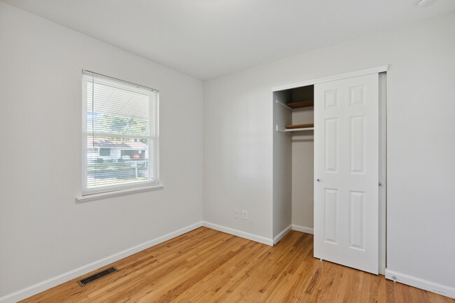 Building Photo - 5328 Cherryview Ln