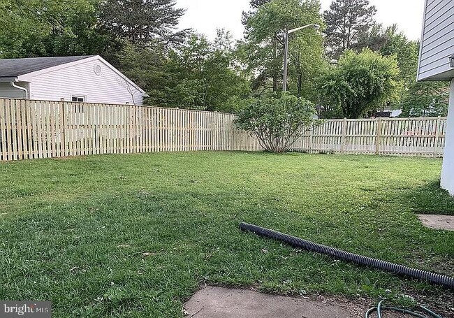 Building Photo - 4313 Hemingway Dr