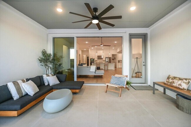 Building Photo - 5608 Cimarron Rdg Ln