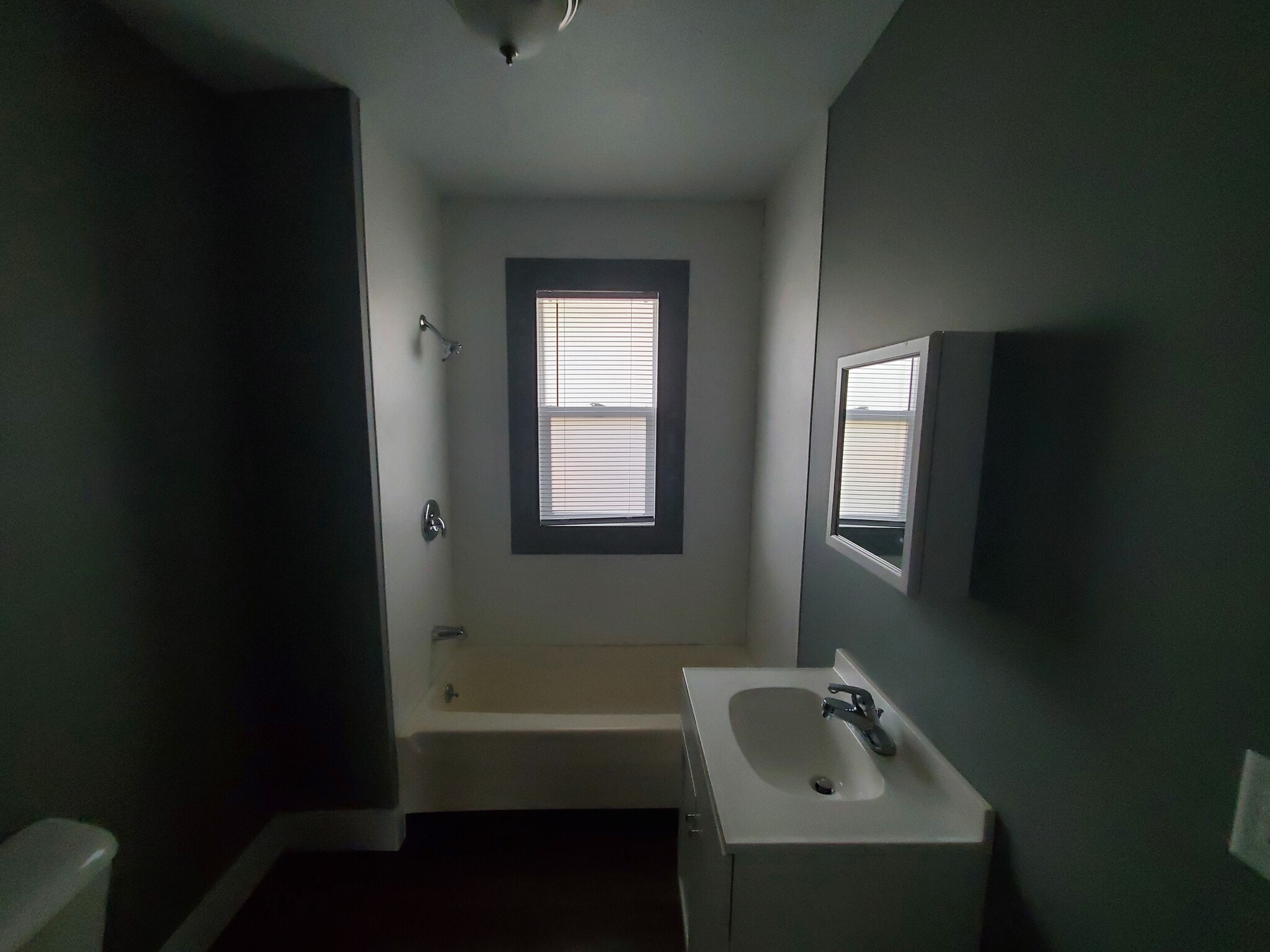 Building Photo - 2642 Riordan St