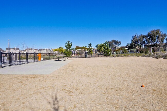 Building Photo - Wow! What a Great Home! Available Now!