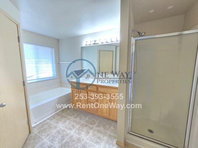 Building Photo - 18224 80th Ave Ct E