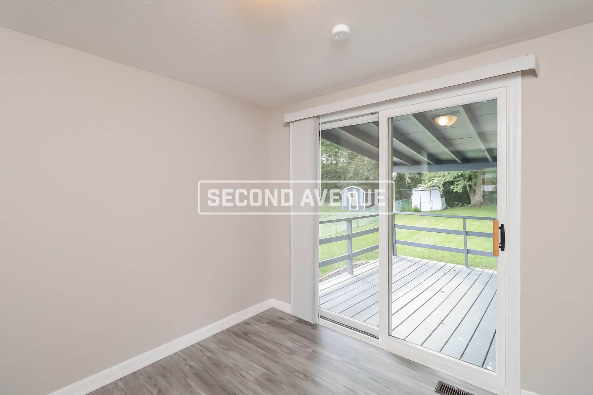 Building Photo - 564 Carnival Dr