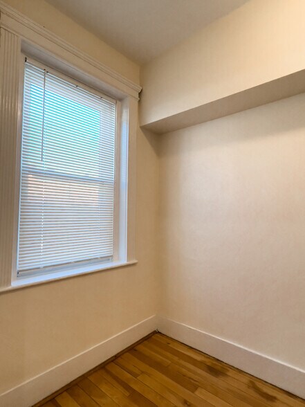 Building Photo - 211 Harvard Ave