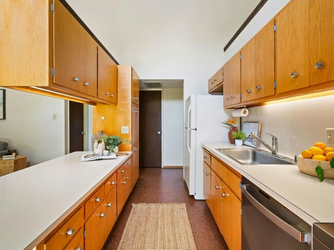 Building Photo - 43236 E Oakside Pl