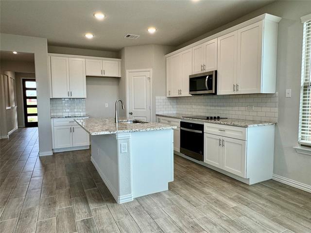 Building Photo - 910 Rosebud Trl