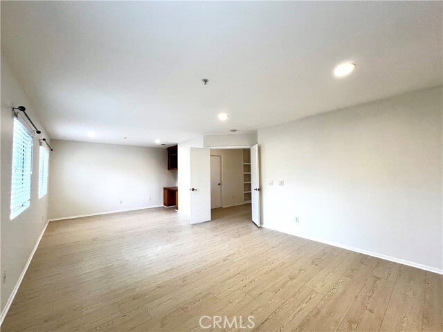 Building Photo - 16620 Colonial Dr