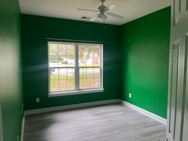 Building Photo - 4502 Firethorne Dr