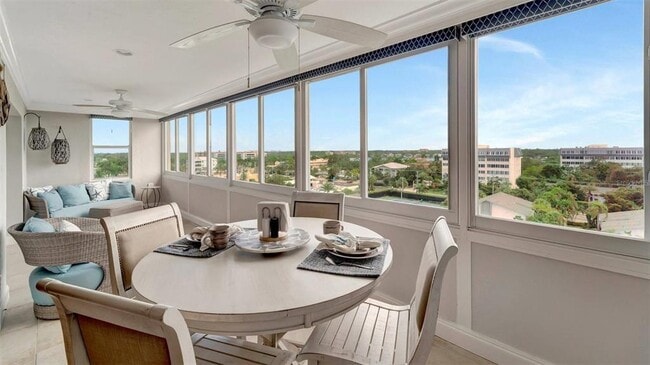 Building Photo - 1125 W Peppertree Dr