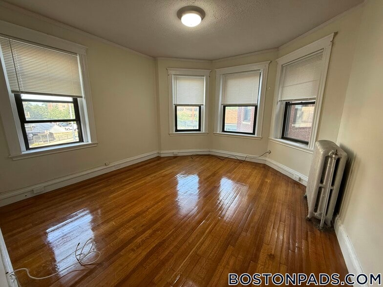 Building Photo - 17-19 Washington St.