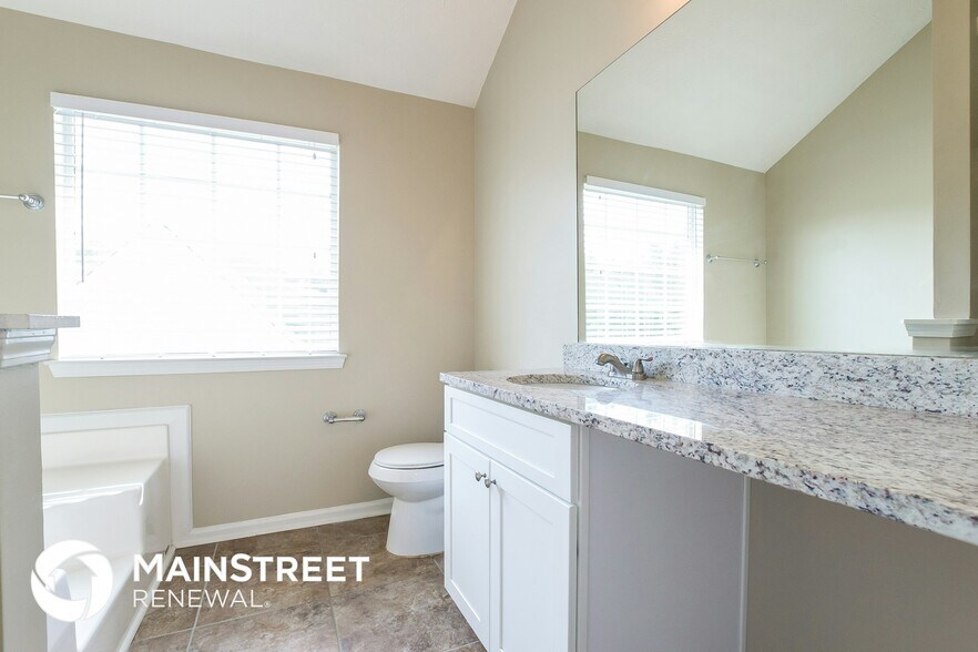 Building Photo - 3408 Newgold Ter