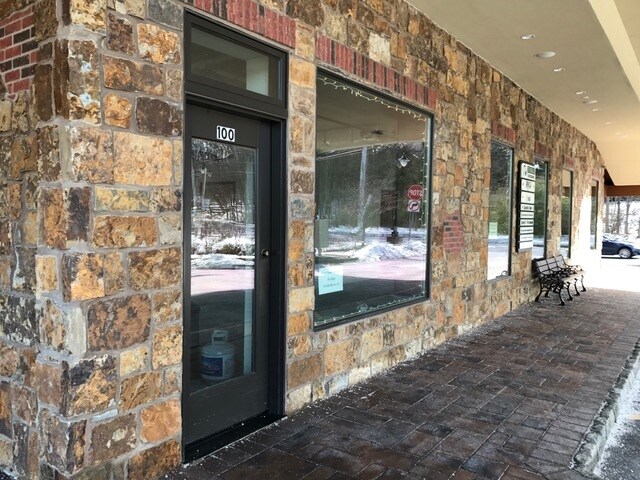 Building Photo - Towaco Crossing