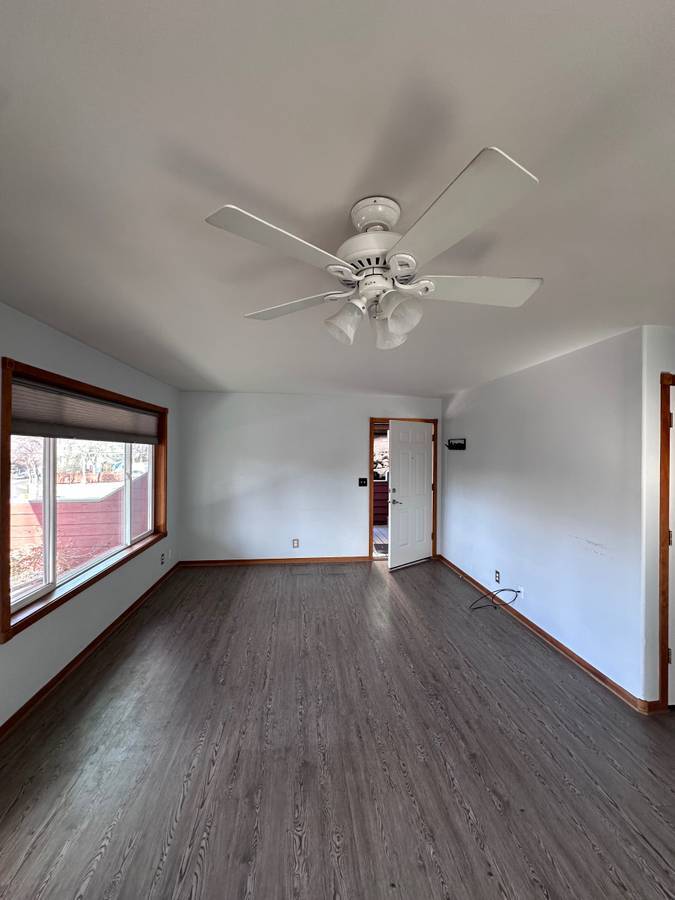 Building Photo - 248 NW Riverside Blvd