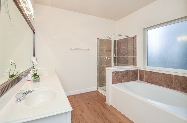 Building Photo - 3003 Sage Grouse Ct