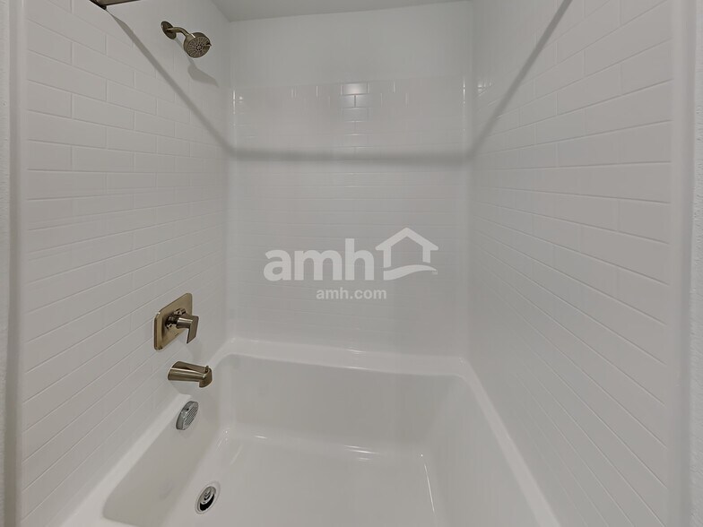 Building Photo - 10081 Aconitum Ct
