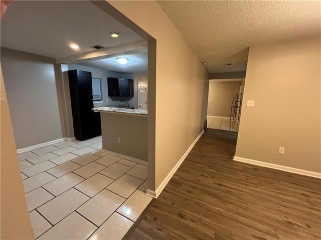 Building Photo - 4853 Metropolitan Dr